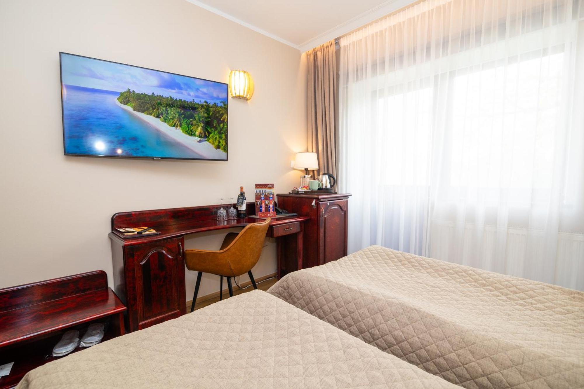 Hotel Legend Пярну Екстер'єр фото