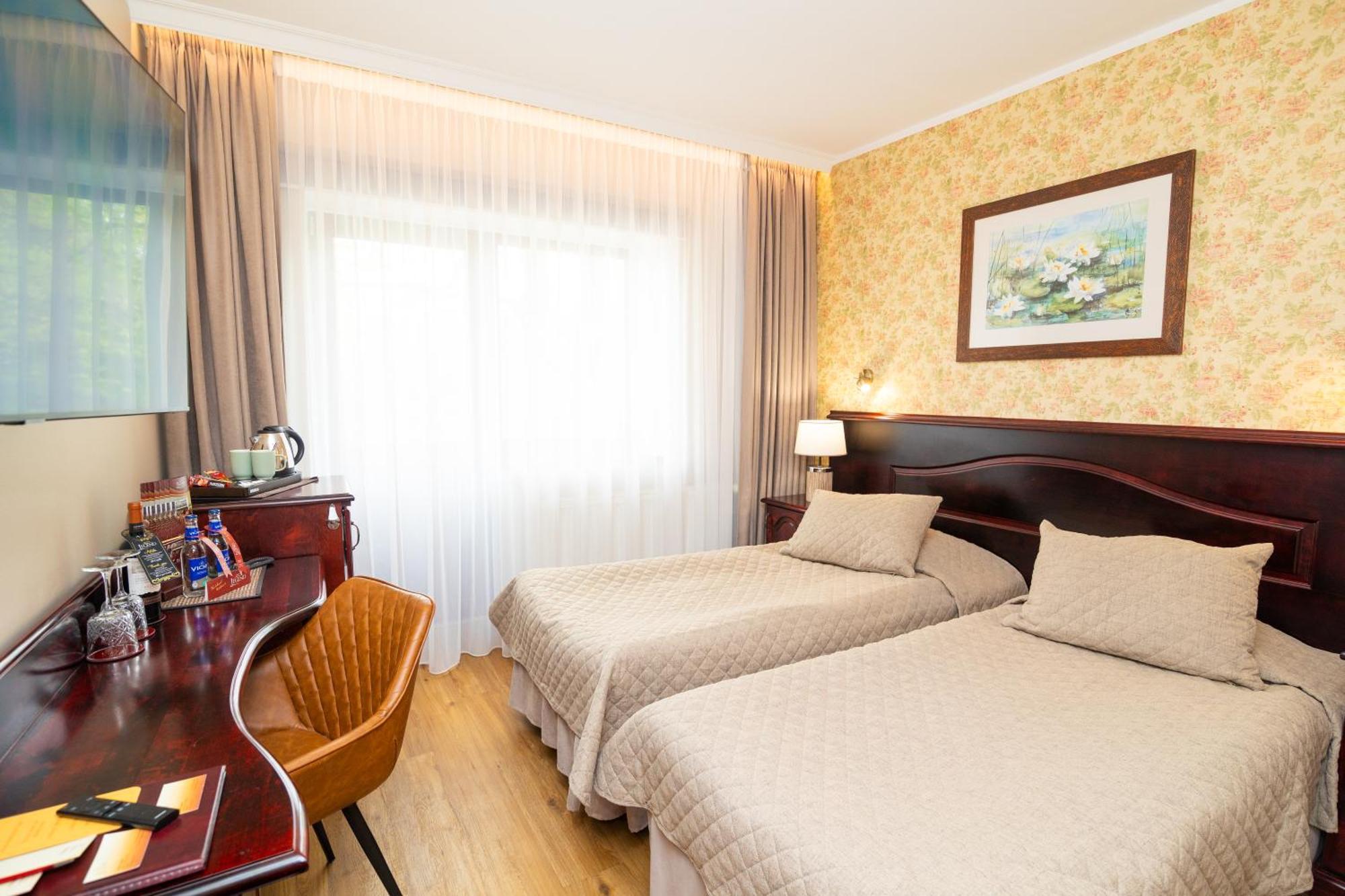 Hotel Legend Пярну Екстер'єр фото
