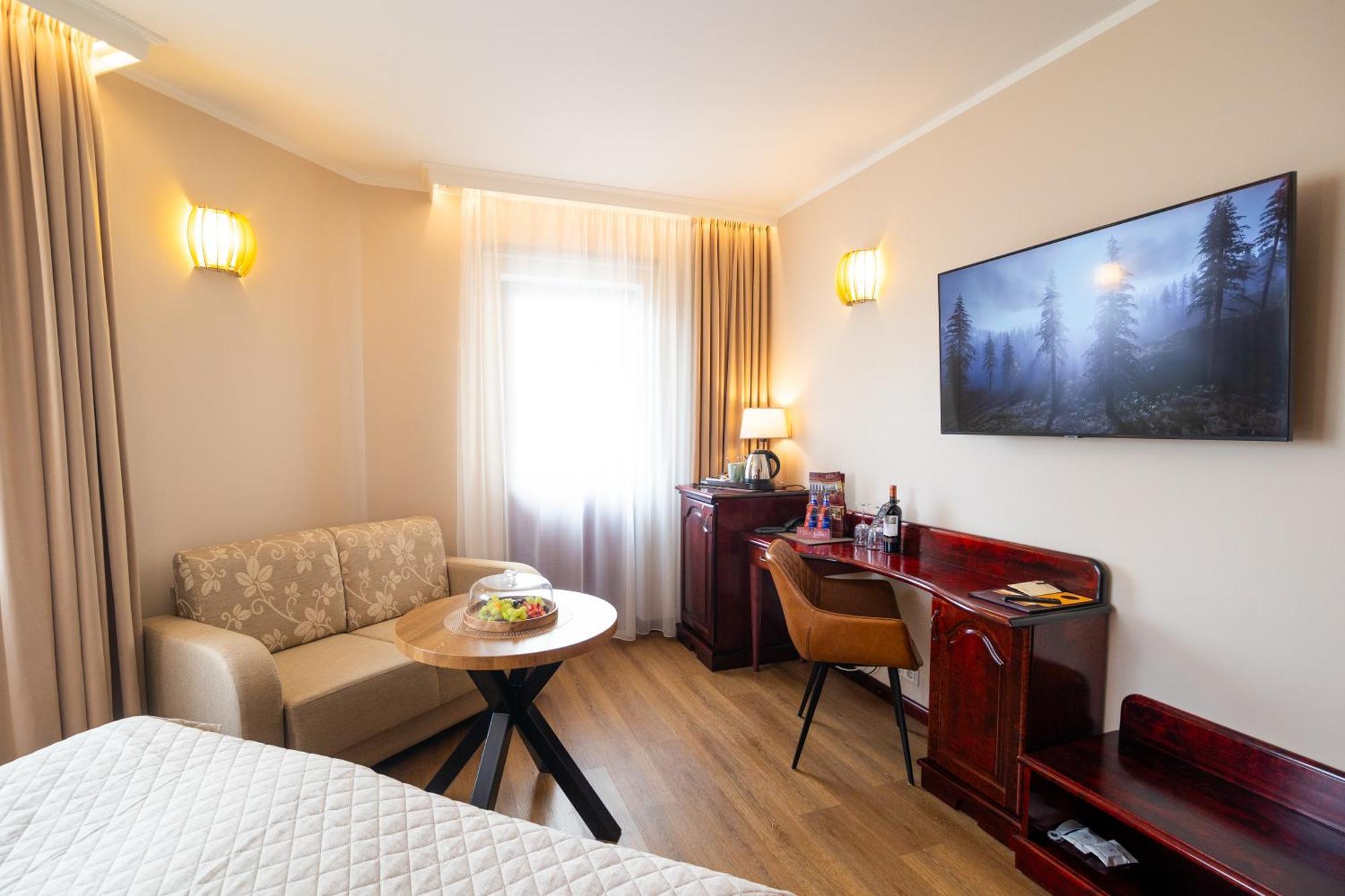 Hotel Legend Пярну Екстер'єр фото