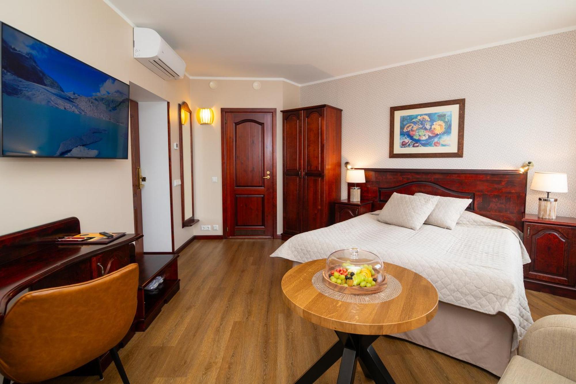 Hotel Legend Пярну Екстер'єр фото