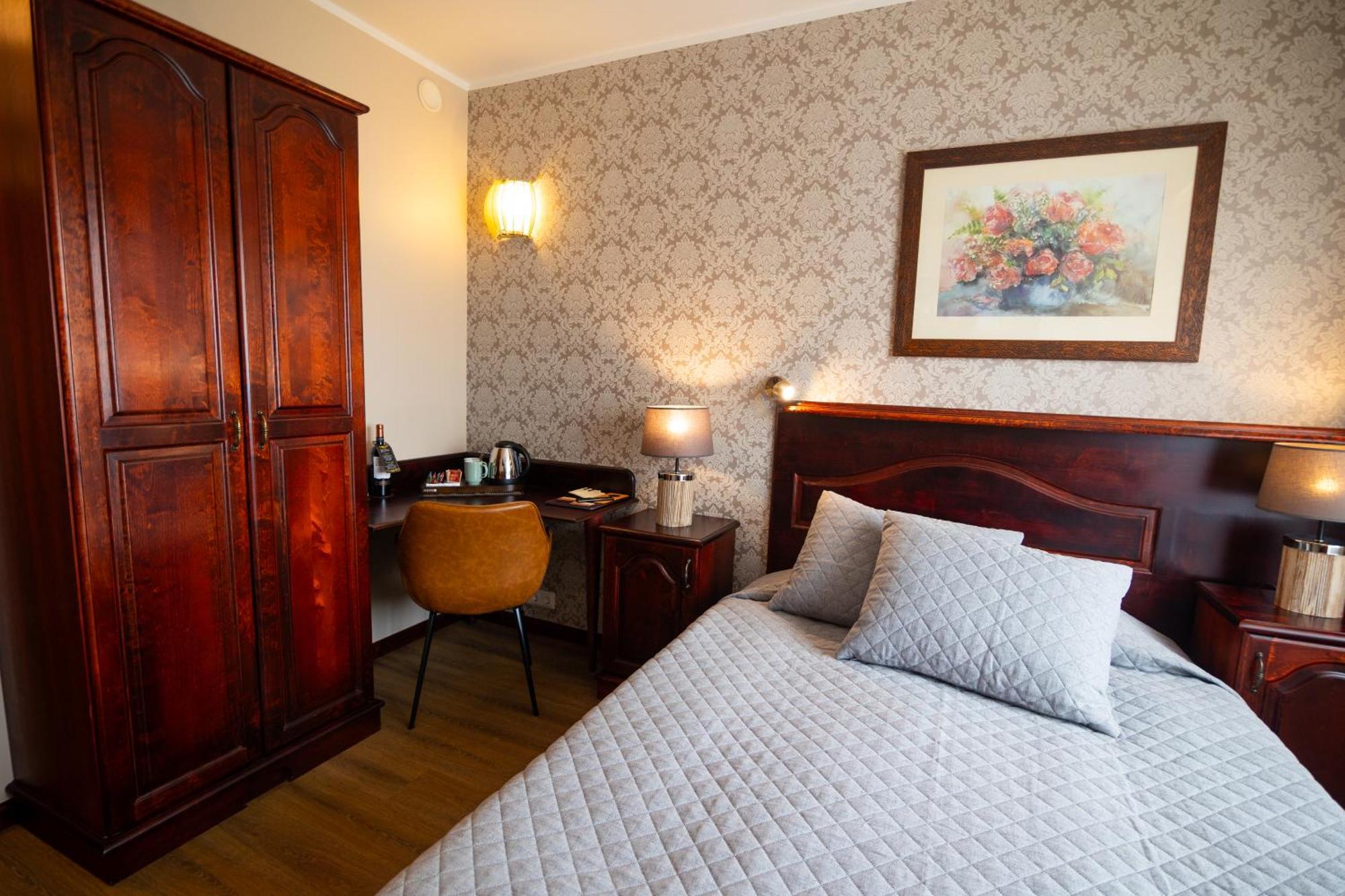 Hotel Legend Пярну Екстер'єр фото