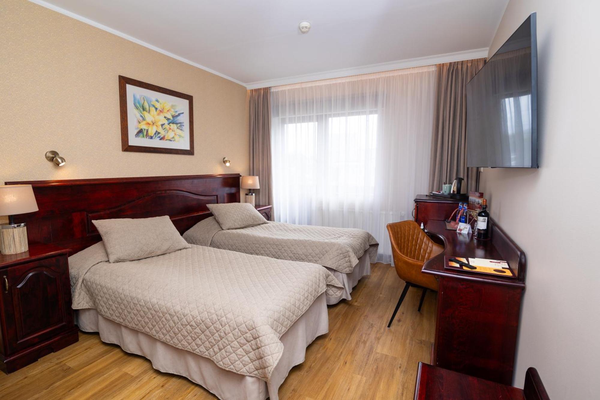Hotel Legend Пярну Екстер'єр фото
