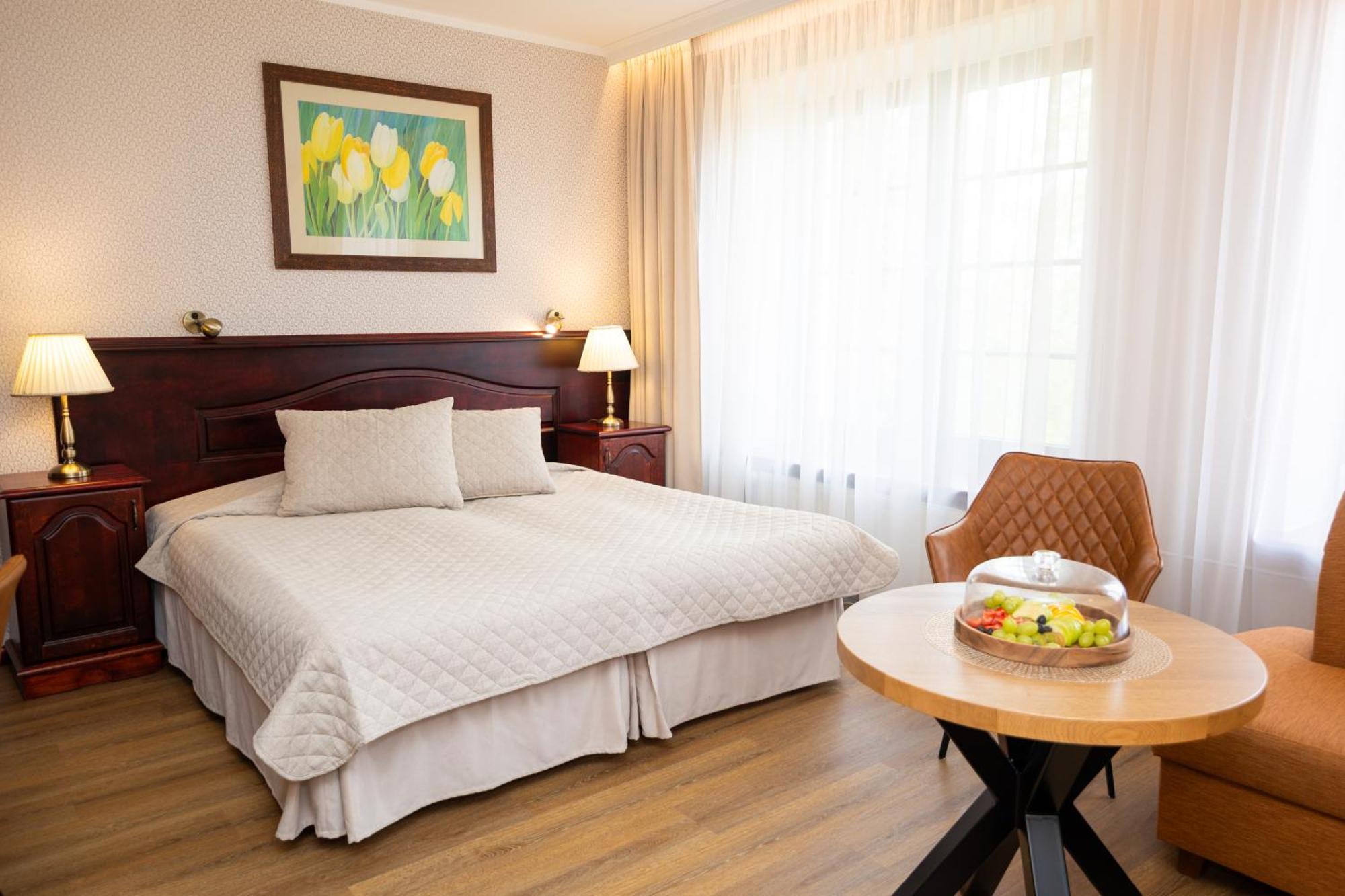 Hotel Legend Пярну Екстер'єр фото
