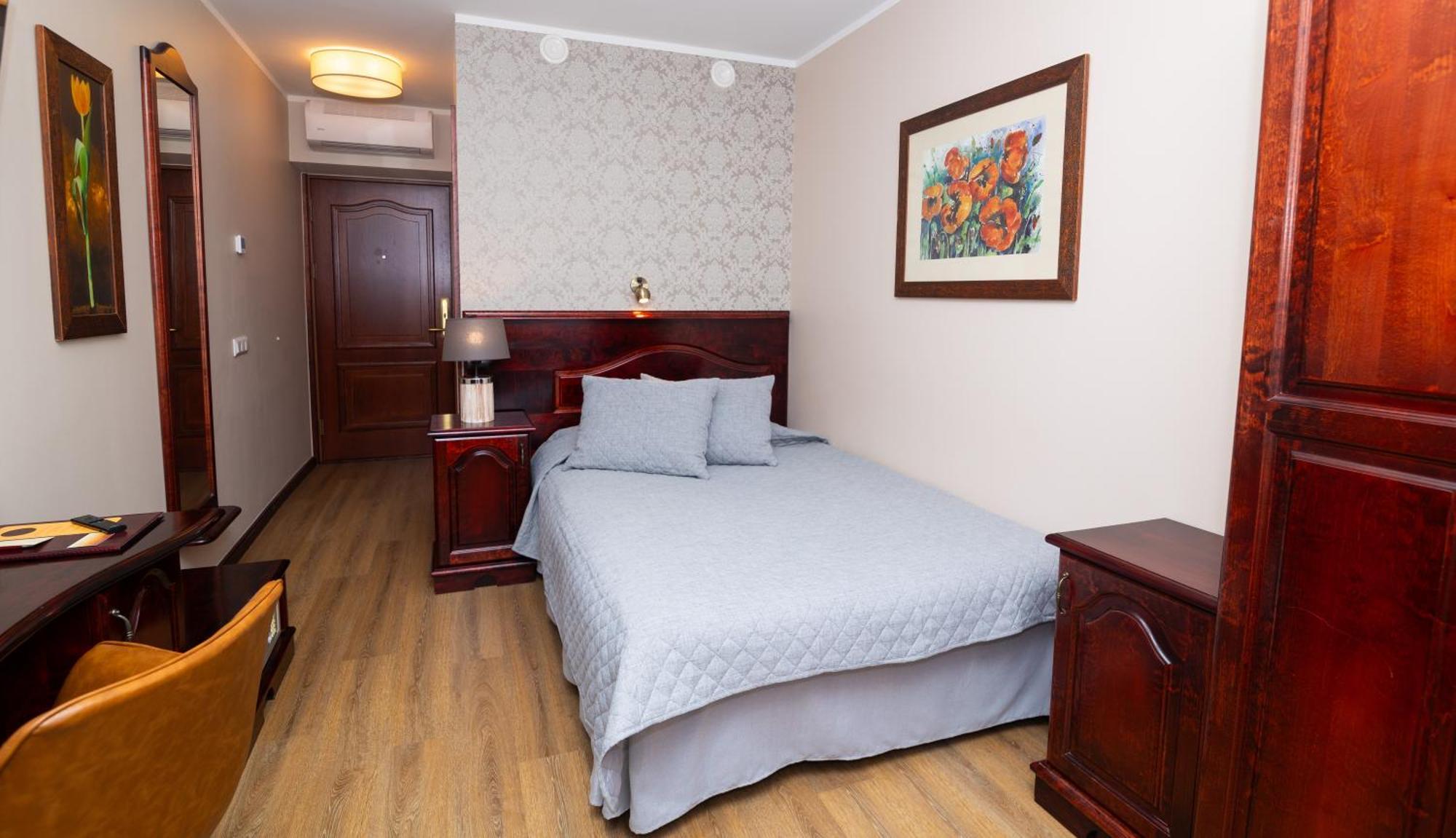 Hotel Legend Пярну Екстер'єр фото