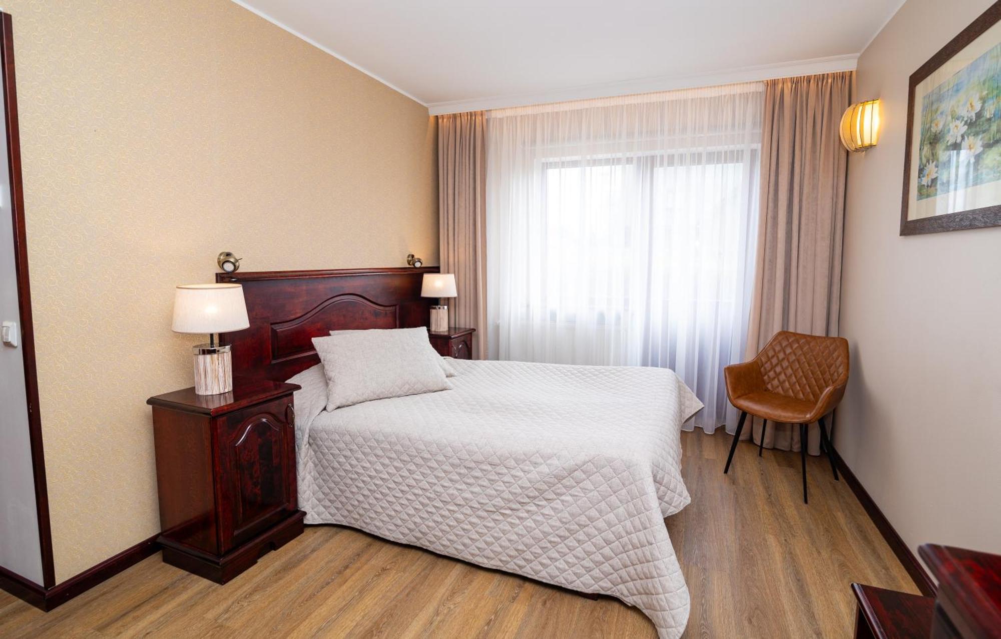 Hotel Legend Пярну Екстер'єр фото