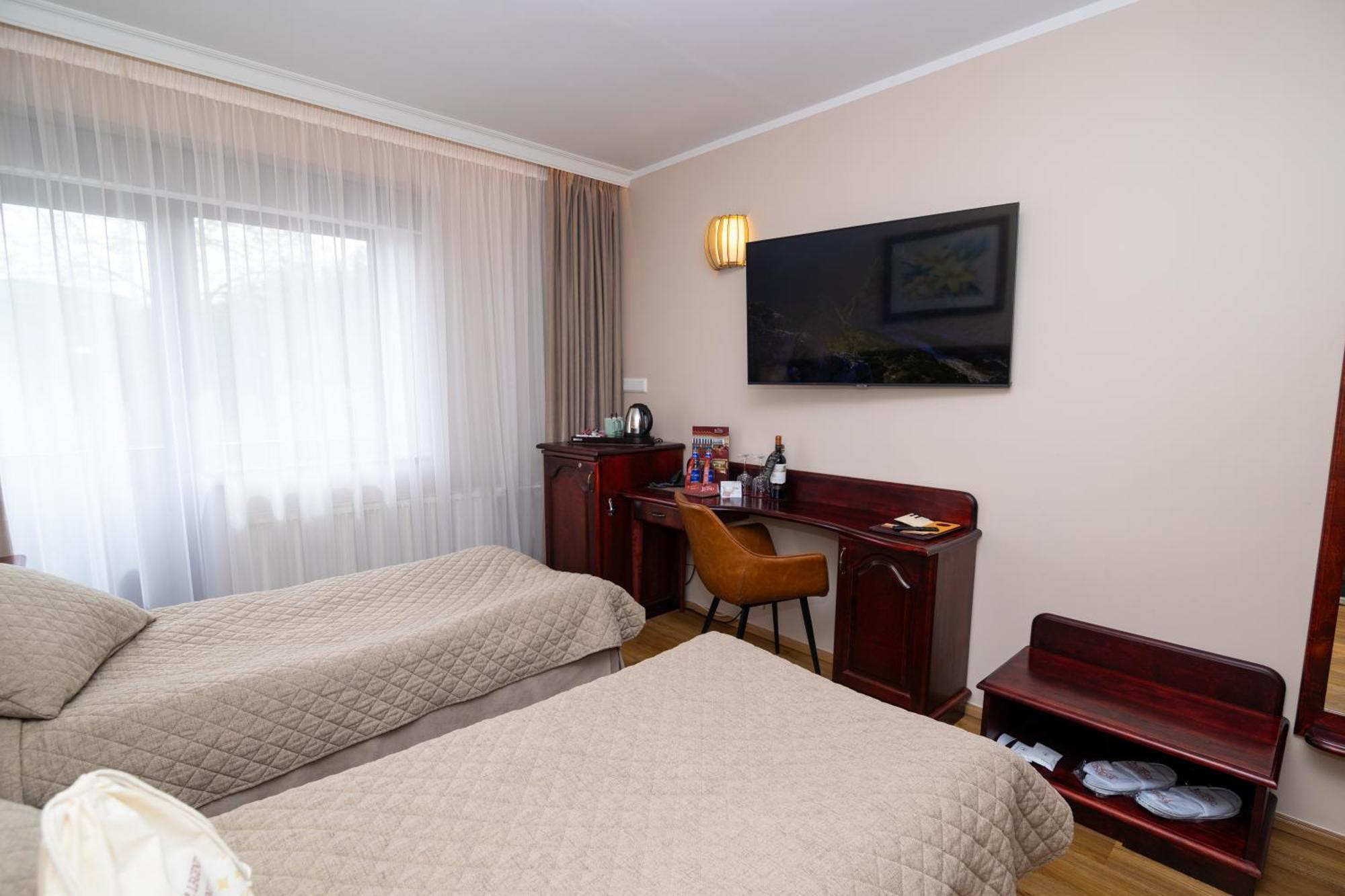 Hotel Legend Пярну Екстер'єр фото