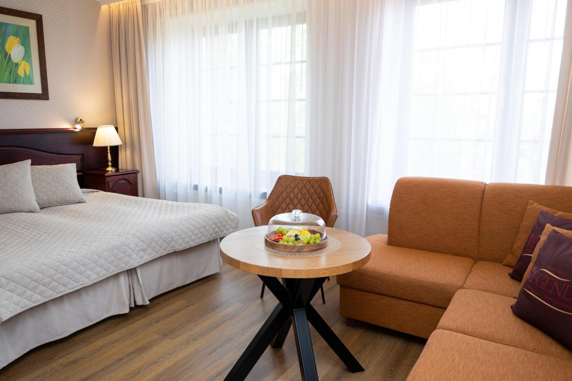 Hotel Legend Пярну Екстер'єр фото