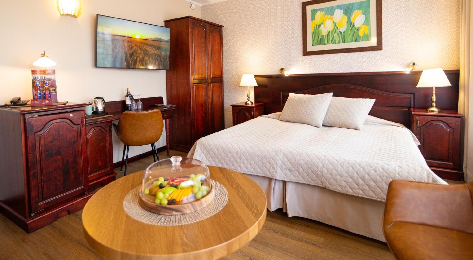 Hotel Legend Пярну Екстер'єр фото