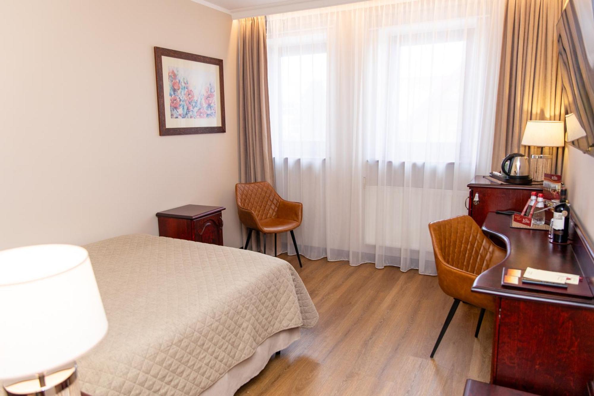 Hotel Legend Пярну Екстер'єр фото