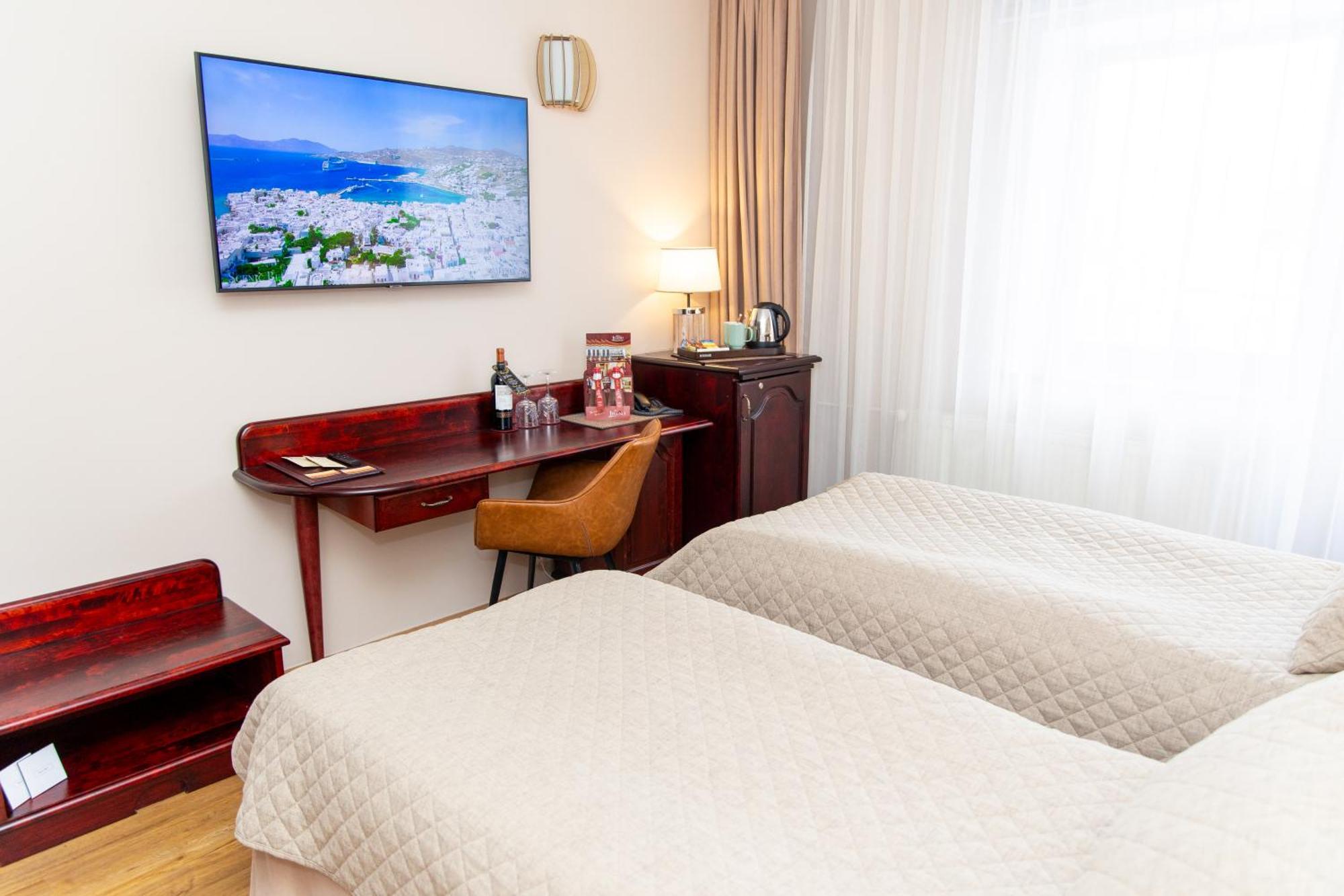 Hotel Legend Пярну Екстер'єр фото