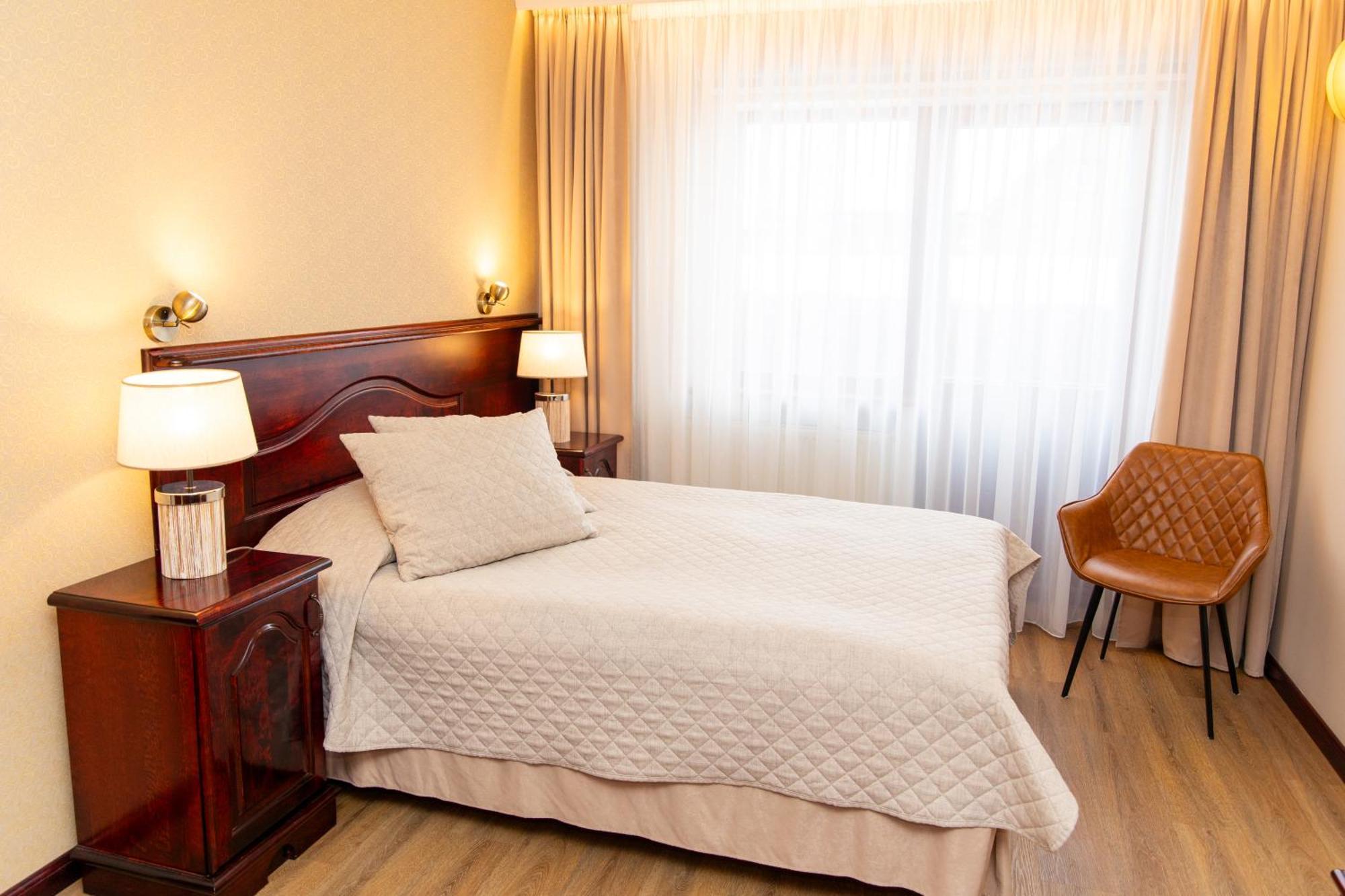 Hotel Legend Пярну Екстер'єр фото